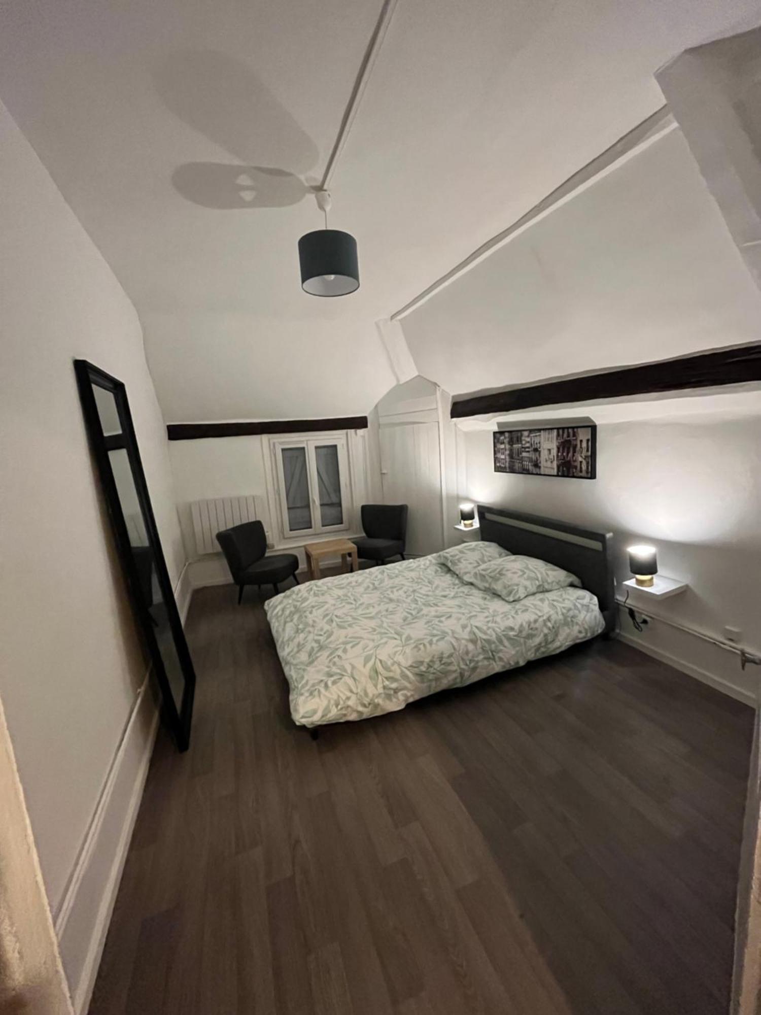 Appartement + Parking Prive Sainte-Savine Εξωτερικό φωτογραφία